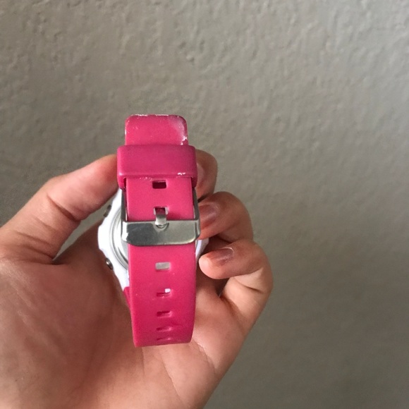 Watch - Picture 3 of 5